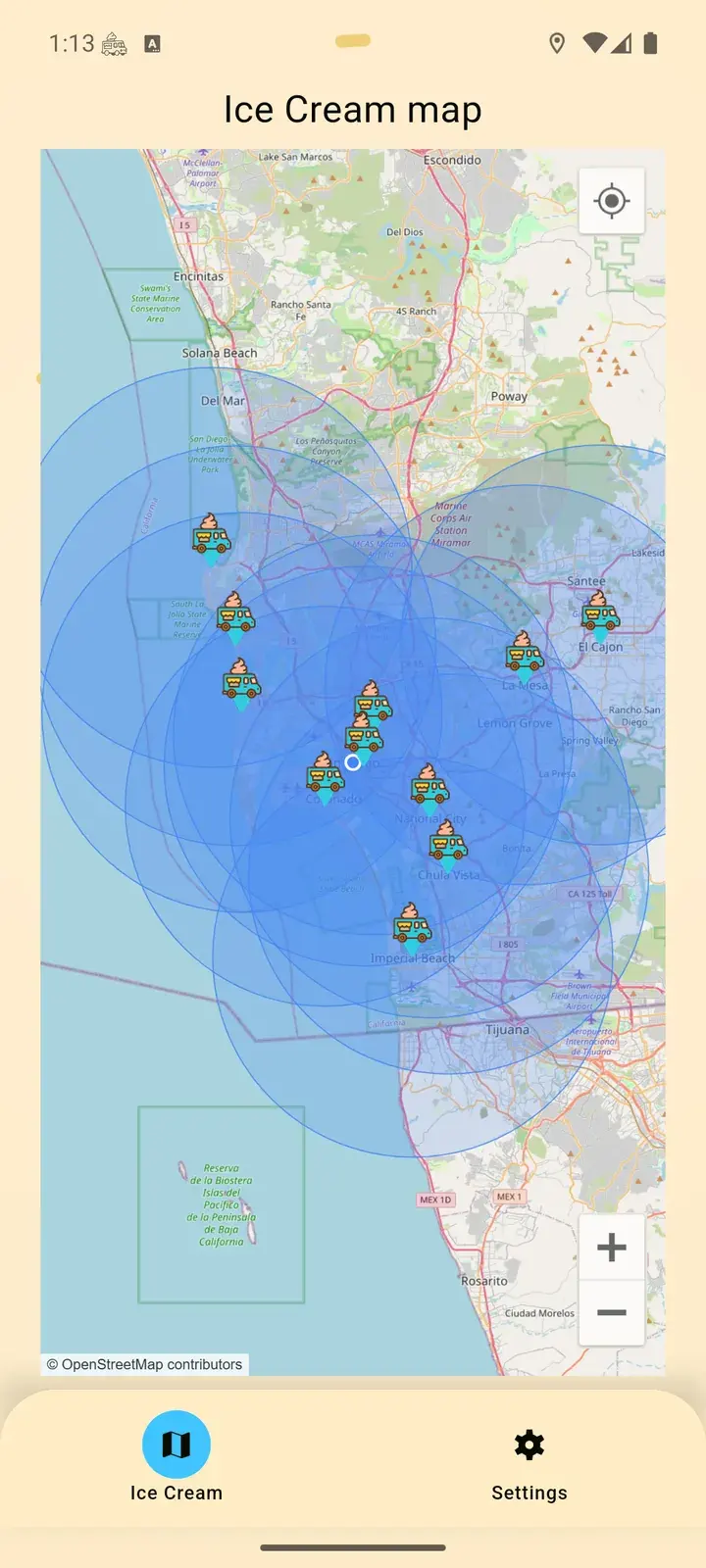 Customer map with nearby trucks